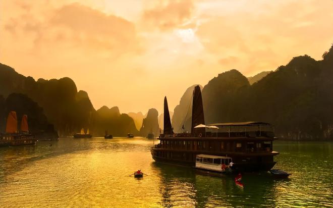 跟团旅游6天5晚要多少钱？详细出行指南long8登录上海到越南旅游攻略越南(图2)